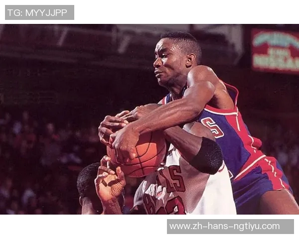 2009年NBA东部决赛魔术队与骑士队的激烈对决回顾与分析